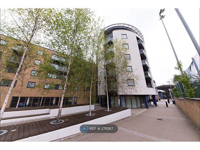 1 Bedroom Flat To Rent In Douglas Path, London, E14