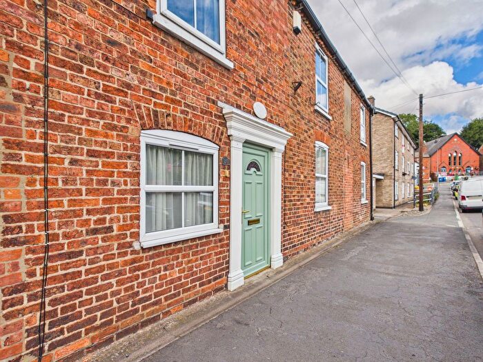 5 Bedroom Semi-Detached House For Sale In Horsemarket, Caistor, LN7
