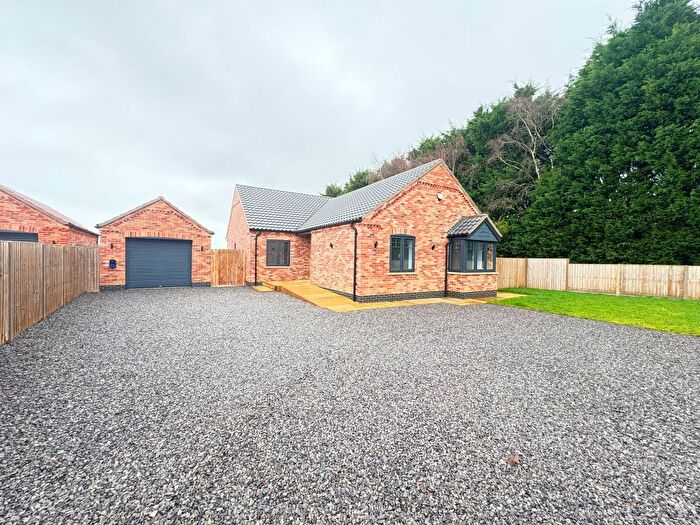 3 Bedroom Detached Bungalow To Rent In Fleet Road, Holbeach, Spalding, PE12