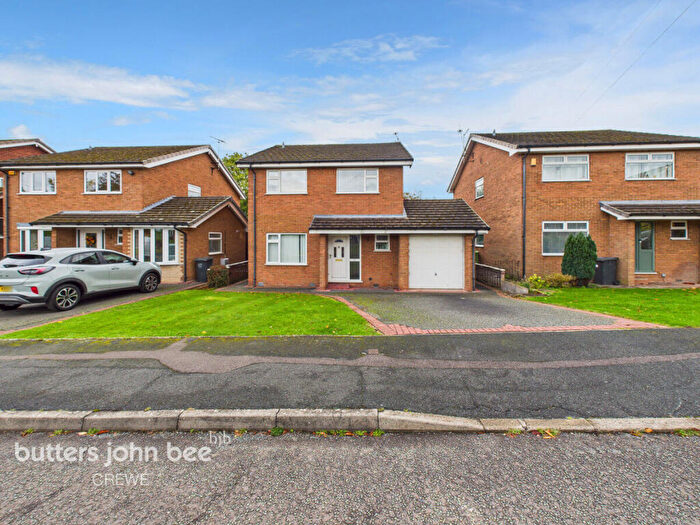 4 Bedroom Detached House For Sale In Nevis Drive, Crewe, CW2