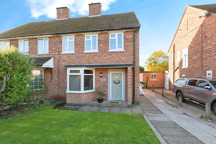 3 Bedroom Semi Detached House For Sale In Red Hill Avenue, Narborough, Leicester, LE19