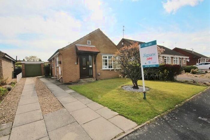 3 Bedroom Bungalow To Rent In Parkways, Selby, YO8