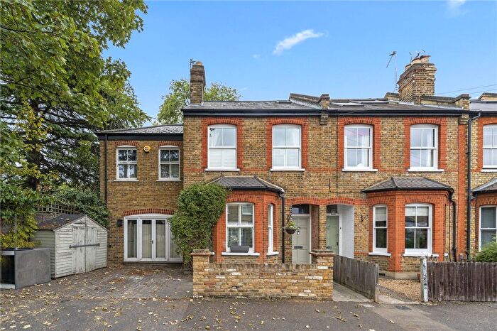 4 Bedroom End Terrace House For Sale In Arlington Road, Teddington, TW11