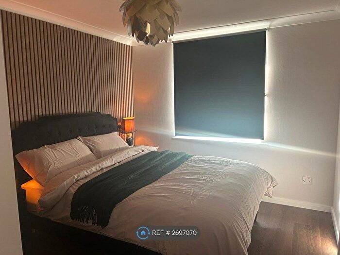 1 Bedroom Flat To Rent In Romford, Romford Gidea Park, RM2