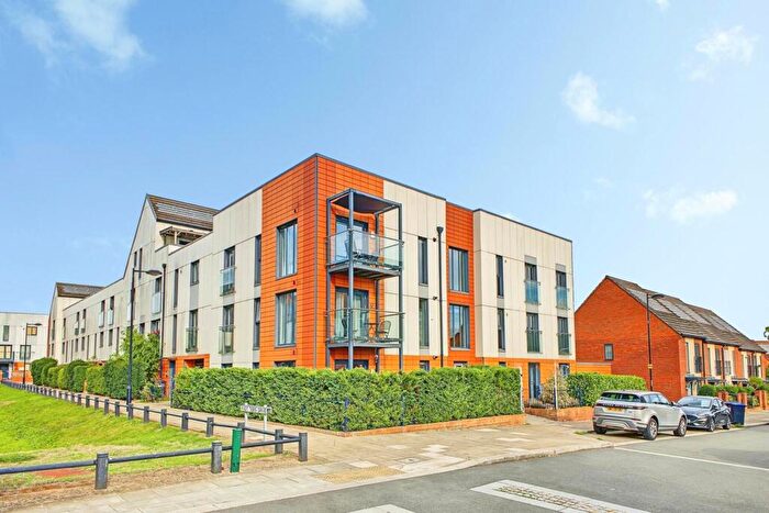 2 Bedroom Flat For Sale In Gifford Lane, Upton, Northampton, Northamptonshire, NN5