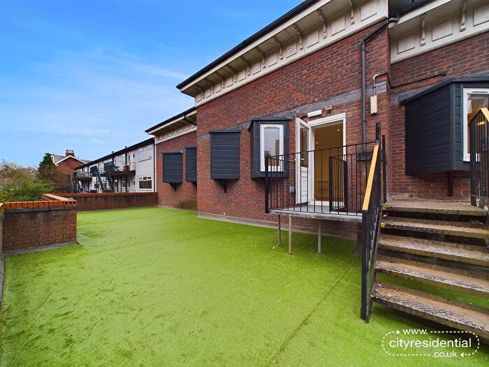 3 Bedroom Flat To Rent In Walter Beilin Court, Lathbury Lane, Sefton Park, Liverpool, L17