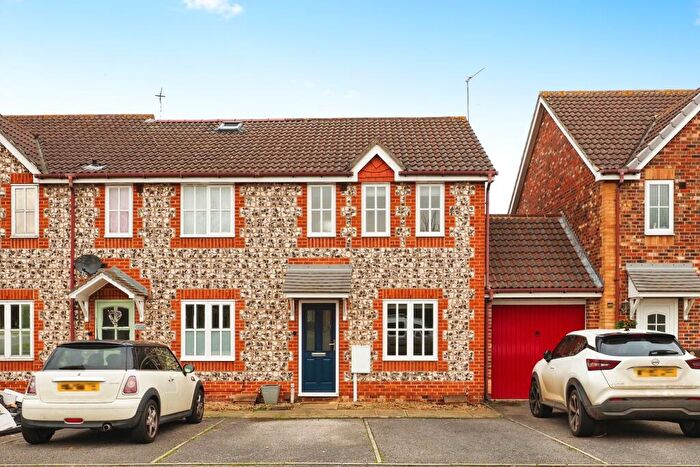 2 Bedroom Terraced House For Sale In Ullswater Close, Gamston, Nottingham, Nottinghamshire, NG2