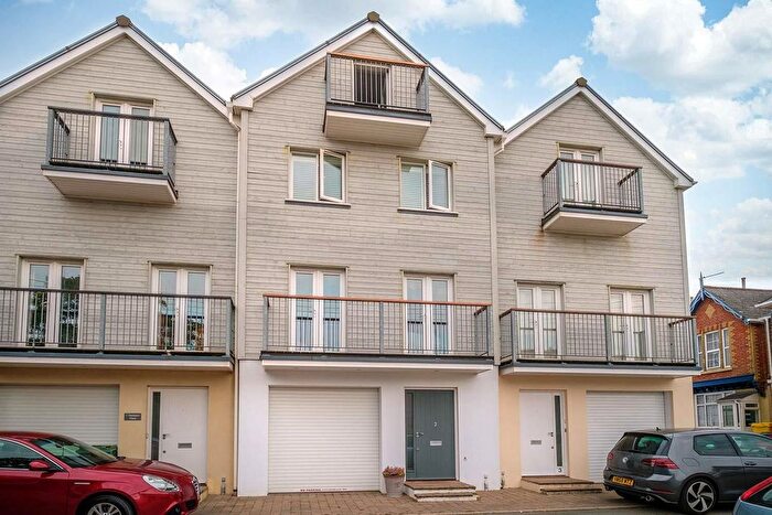 5 Bedroom Terraced House To Rent In Station Road, Bembridge, PO35