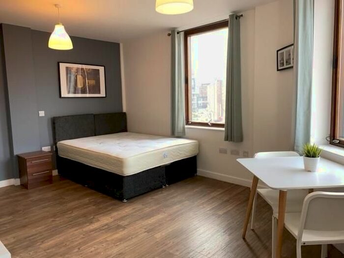 Studio To Rent In Moorfield Apartments, Liverpool, L2