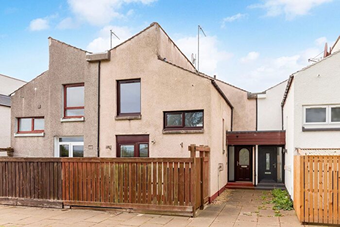 3 Bedroom Semi-Detached House For Sale In Abbots View, Haddington, EH41