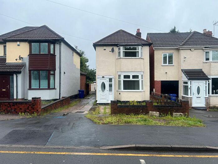 3 Bedroom Detached House For Sale In Havacre Lane, Bilston, WV14