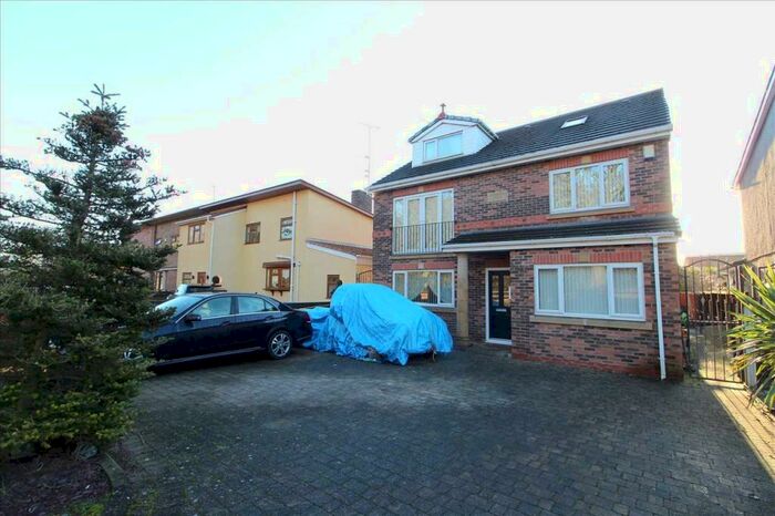 4 Bedroom Detached House For Sale In Hazelwood Spinney Road, Kirkby, L33