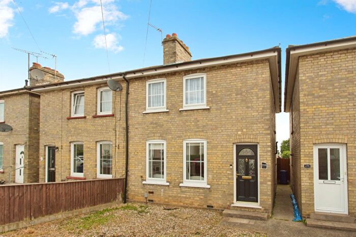 2 Bedroom Semi-Detached House For Sale In Exning Road, Newmarket, CB8