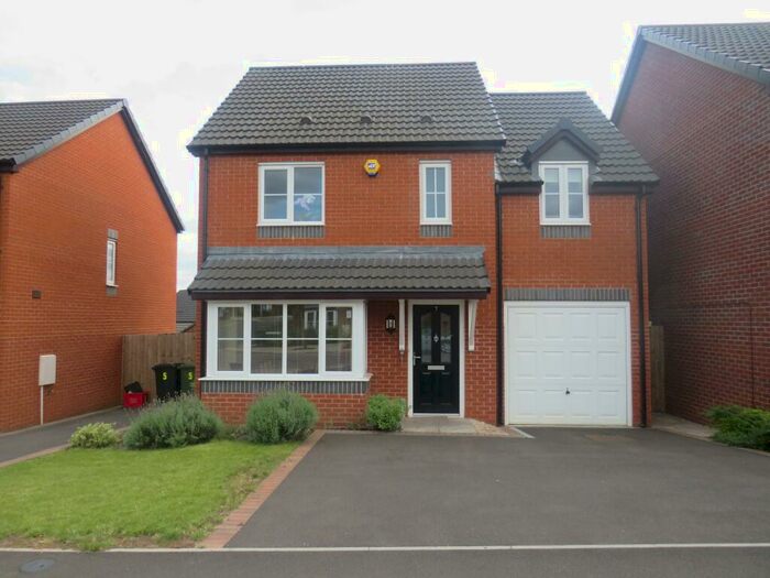 3 Bedroom House To Rent In Admiral Way, Leamington Spa, CV31