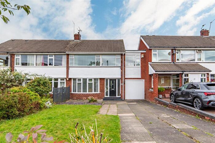 4 Bedroom Semi-Detached House For Sale In Chantry Drive, Wideopen, NE13