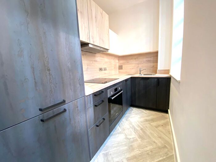 1 Bedroom Flat To Rent In Heaton House Lofts, Birmingham, B1