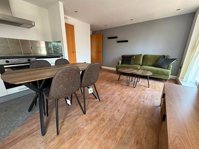 2 Bedroom Flat To Rent In Ristes Place, Nottingham, Nottinghamshire, NG1