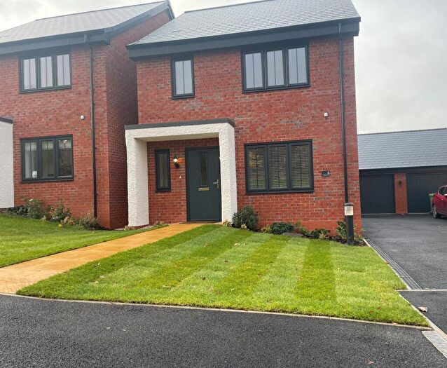 3 Bedroom Detached House To Rent In Palladian Drive, Derby, DE22