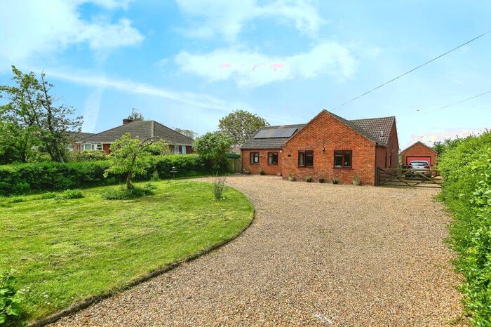 3 Bedroom Bungalow For Sale In Low Road, Stow Bridge, King's Lynn, Norfolk, PE34