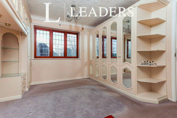 4 Bedroom Detached House To Rent In Broadwells Crescent, Coventry, CV4