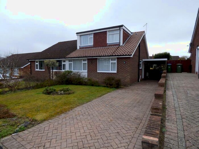 3 Bedroom Semi-Detached House To Rent In Bitterne, SO18