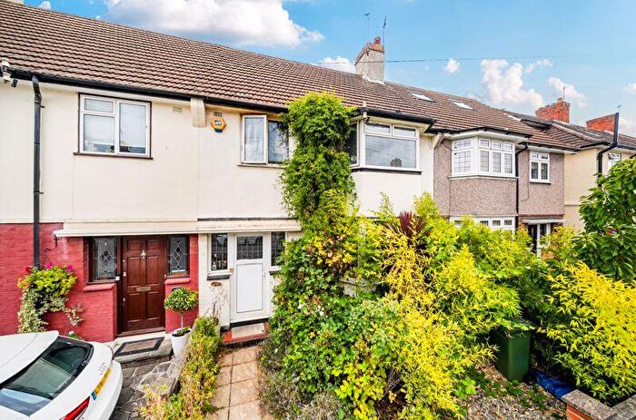 3 Bedroom Terraced House For Sale In Gerda Road, New Eltham, SE9
