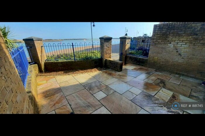 4 Bedroom Terraced House To Rent In Dominica Court, Eastbourne, BN23