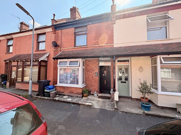 3 Bedroom Terraced House For Sale In Branksome Avenue, Bridgwater, TA6