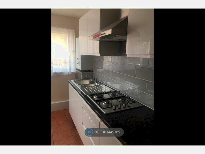 1 Bedroom Flat To Rent In London, London, SE15