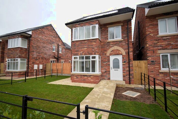4 Bedroom Detached House To Rent In Malet Close, James Reckitt Avenue, HU8