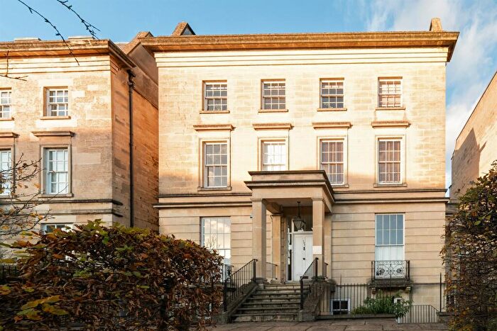 2 Bedroom Apartment To Rent In Alexandra House, Kings Road, Reading, RG1