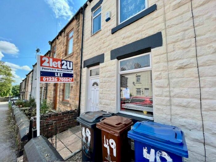 3 Bedroom Property To Rent In Corporation Street, Barnsley, S70