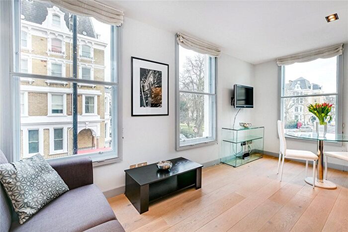 1 Bedroom Flat To Rent In Redcliffe Square, London, SW10