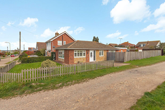 3 Bedroom Detached Bungalow For Sale In Shamrock Avenue, Whitstable, CT5