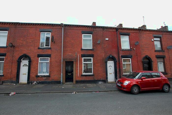 2 Bedroom Terraced House To Rent In Ryeburne Street, Oldham, Greater Manchester, OL4