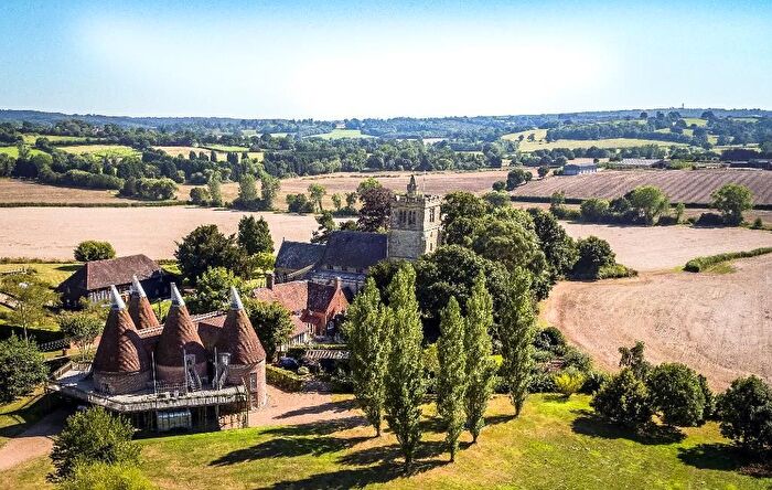 8 Bedroom Detached House For Sale In Brick Kiln Lane, Horsmonden, Kent, TN12