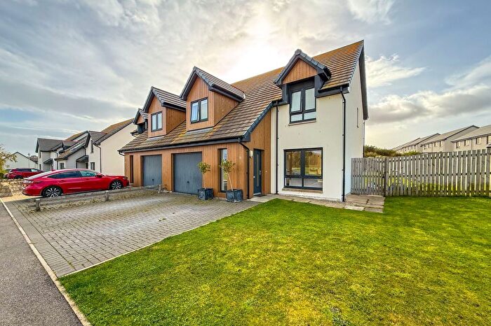 3 Bedroom Semi-detached House For Sale In Allan Gardens, Dornoch, Sutherland, IV25