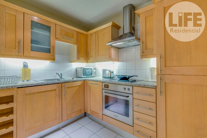 1 Bedroom Flat To Rent In Whitehouse Apartments, Belvedere Road, Southbank, London, SE1