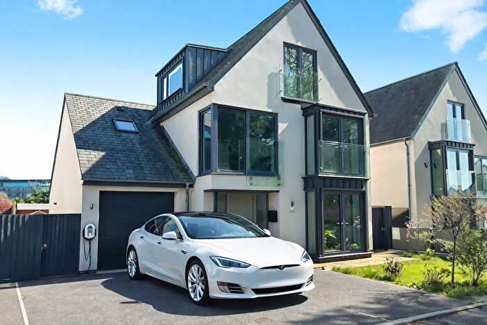 4 Bedroom Detached House For Sale In Regal Court, Exeter, EX2