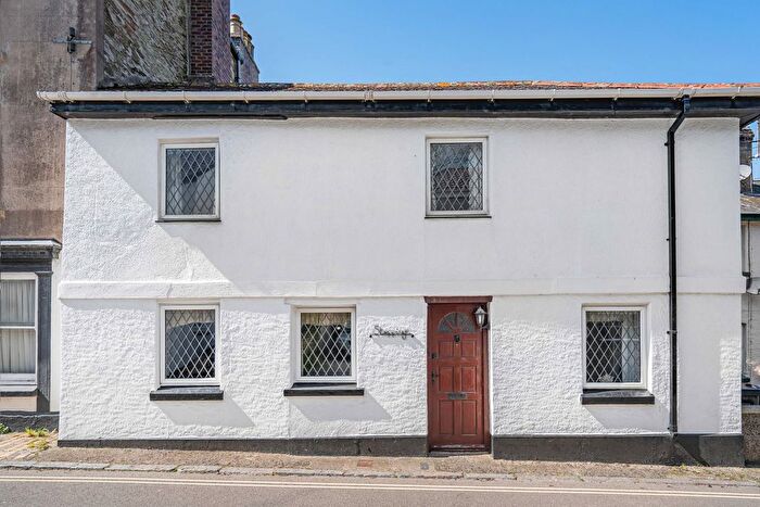 4 Bedroom Terraced House For Sale In Fore Street, Aveton Gifford, TQ7