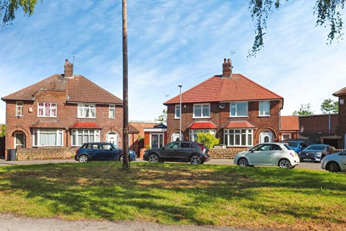 3 Bedroom Semi-Detached House For Sale In Lilac Crescent, Beeston, Nottingham, Nottinghamshire, NG9