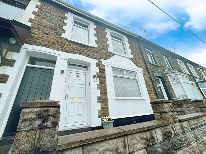 3 Bedroom Property To Rent In Dan-Y-Coedcae Road, Graig, Pontypridd, CF37