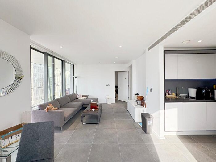 2 Bedroom Flat To Rent In Dollar Bay Point, Dollar Bay Place, E14