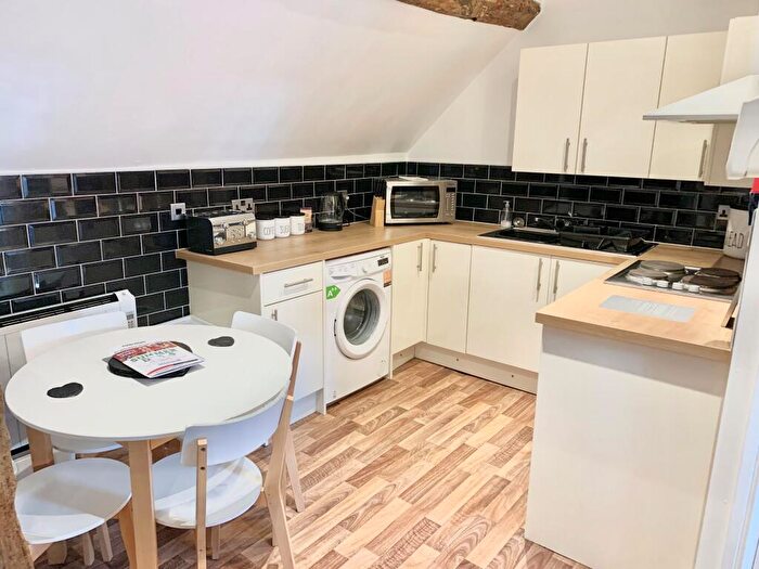 Flat To Rent In Bridge Street, Stafford, West Midlands, ST16