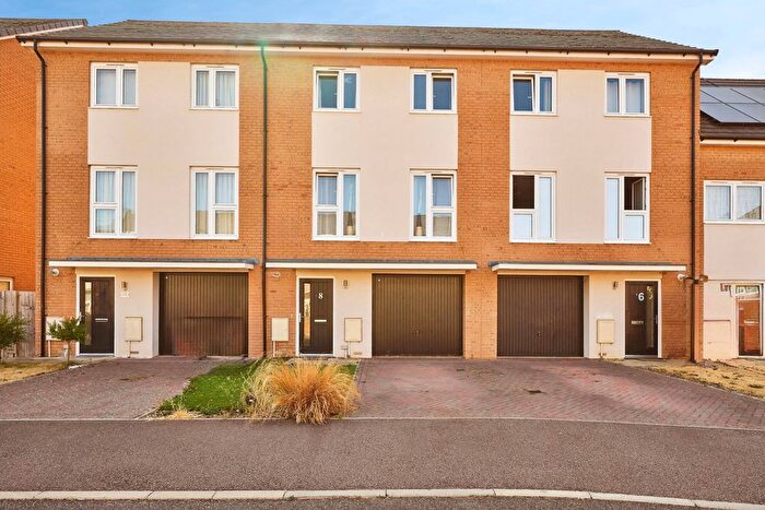 4 Bedroom Town House For Sale In Chapman Avenue, Peterborough, PE3