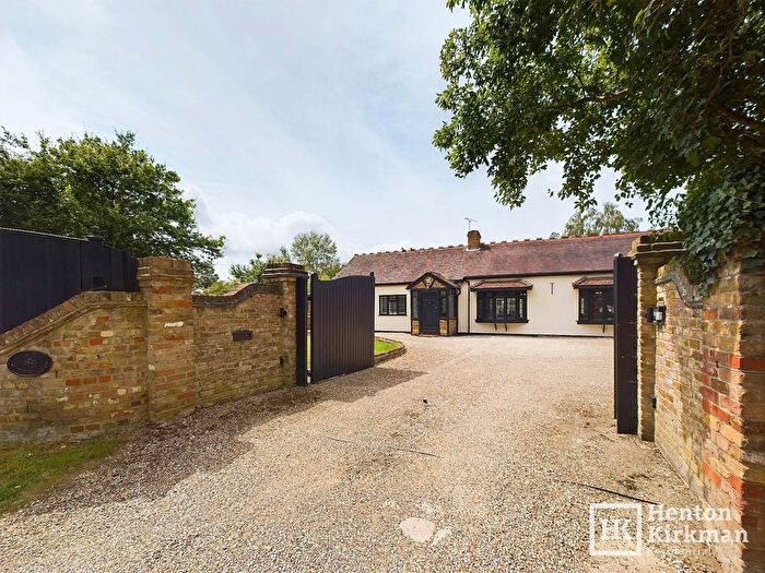 5 Bedroom Detached House For Sale In Hawkswood Road, Downham, Billericay, CM11