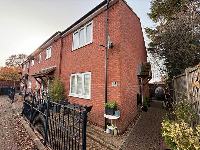 2 Bedroom House To Rent In Lenthall Square, Market Harborough, LE16