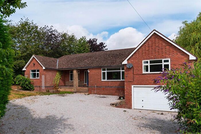 4 Bedroom Detached Bungalow For Sale In Greenfields, Birches Lane, South Wingfield, Alfreton, DE55
