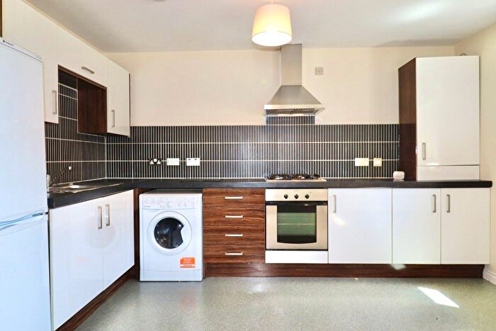 2 Bedroom Flat To Rent In School Lane, Bathgate, EH48