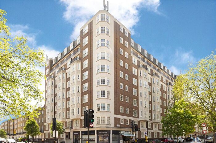 Flat To Rent In Ivor Court, Gloucester Place, London, NW1